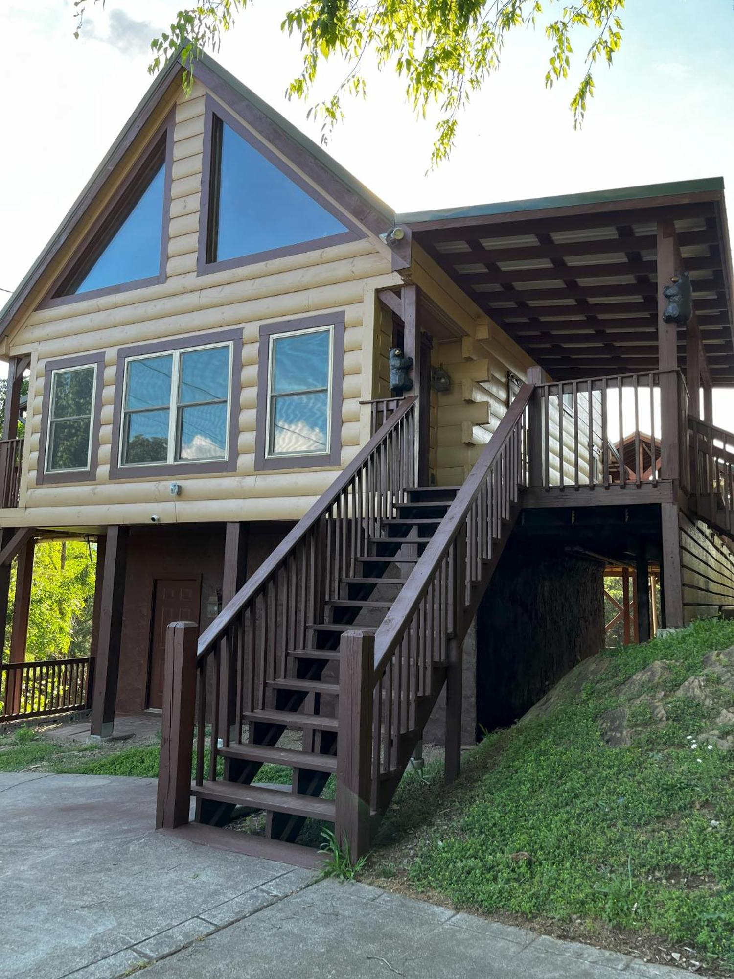 Bear Country Cabin Sevierville Exterior photo