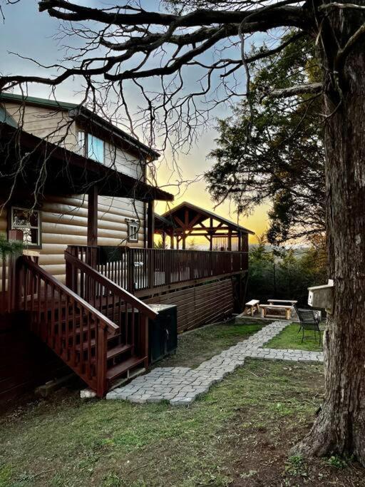 Bear Country Cabin Sevierville Exterior photo