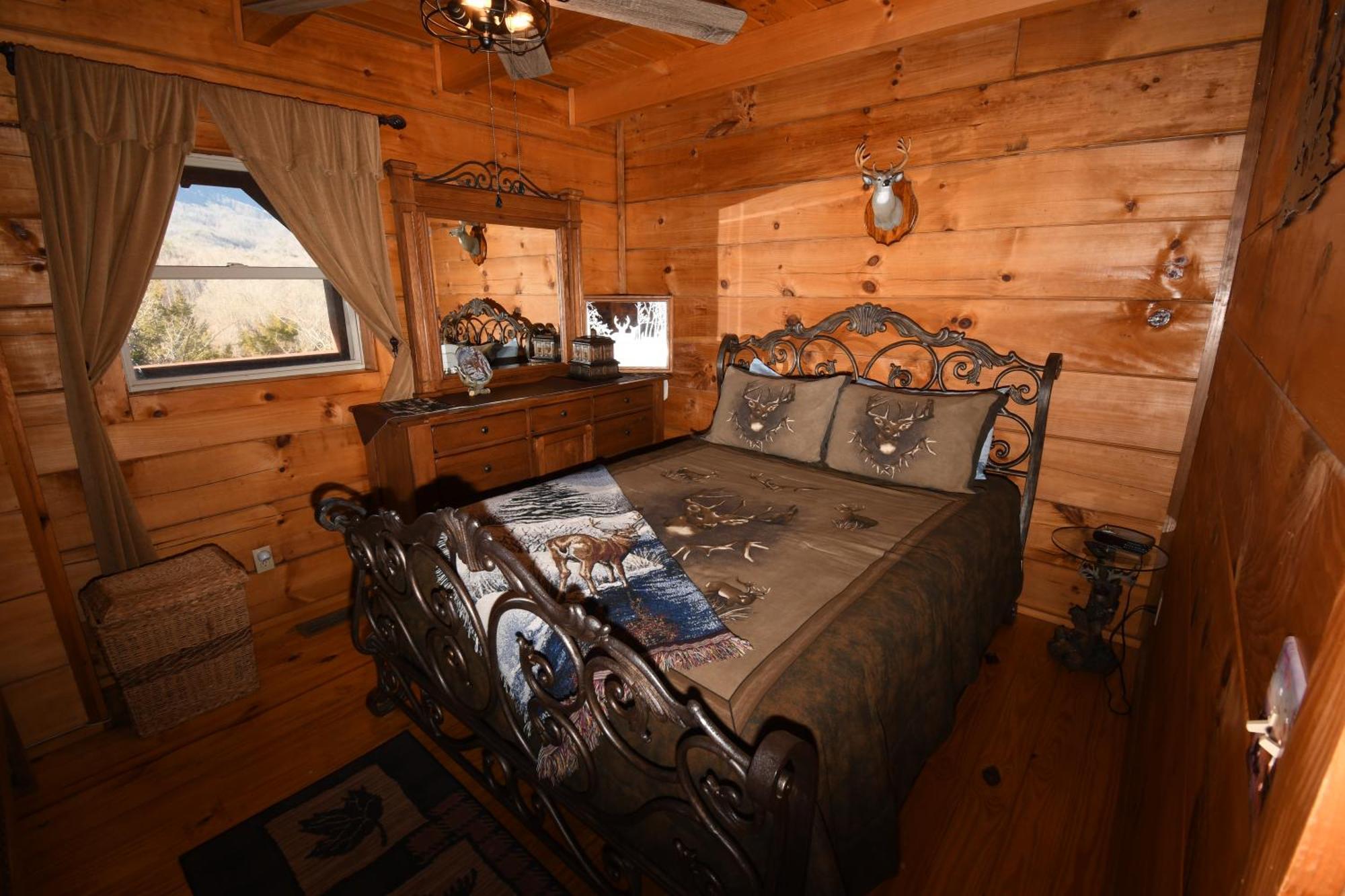 Bear Country Cabin Sevierville Exterior photo